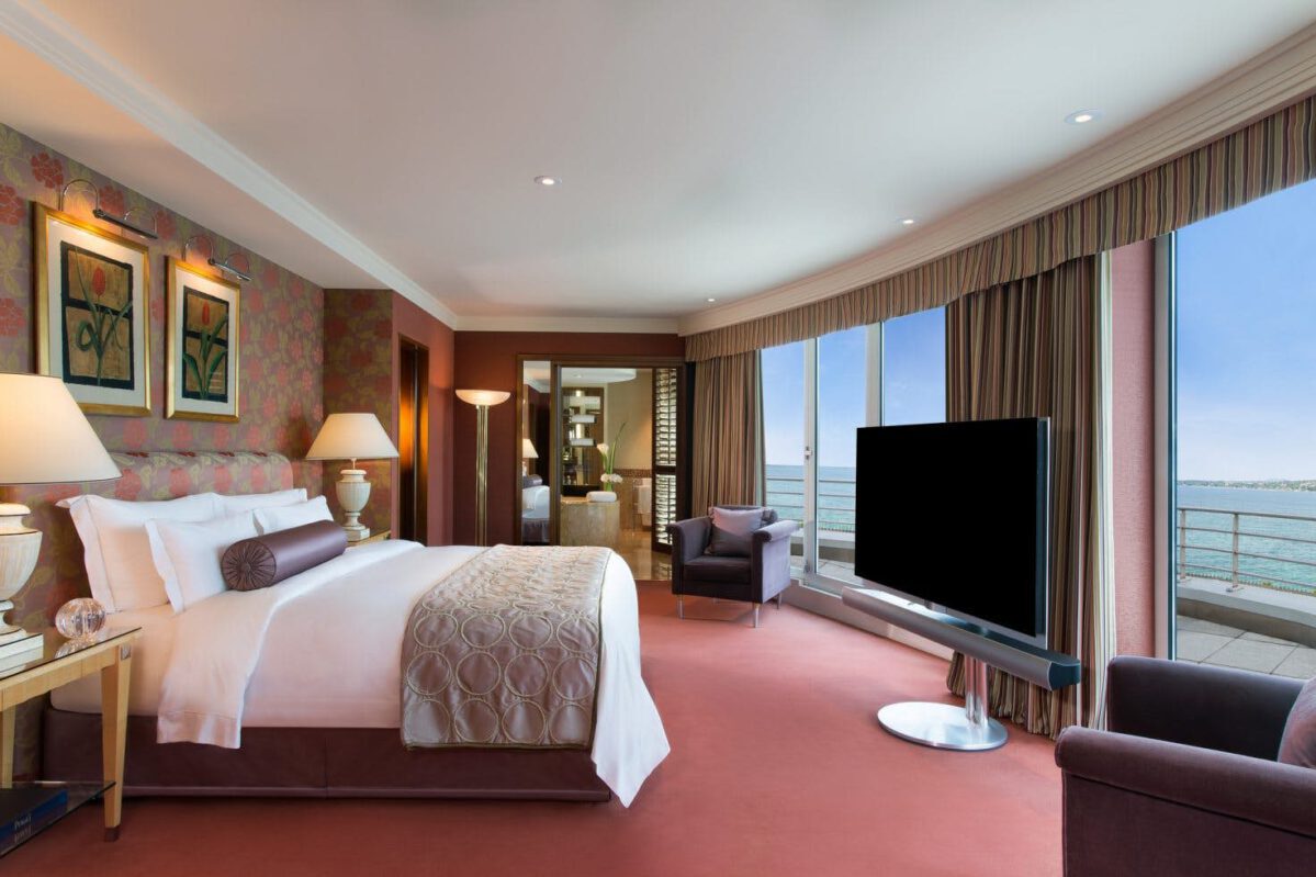 World’s Most Luxurious Hotel Rooms