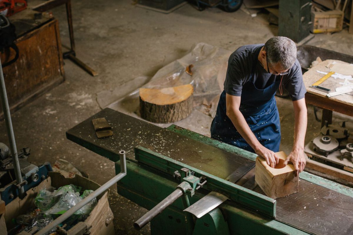 How Richard Brendon Honed The Art of Glassmaking